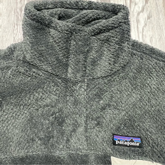 Patagonia Green and Cream Women's Sweater - Picture 5 of 8